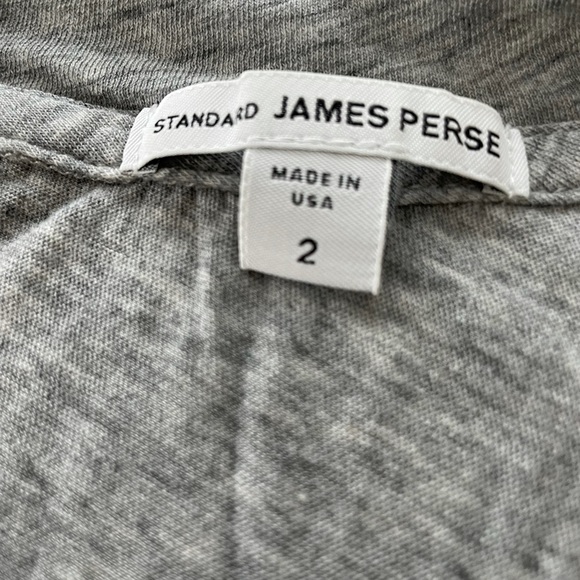 James Perse tee and fabletics leggings - Picture 4 of 7